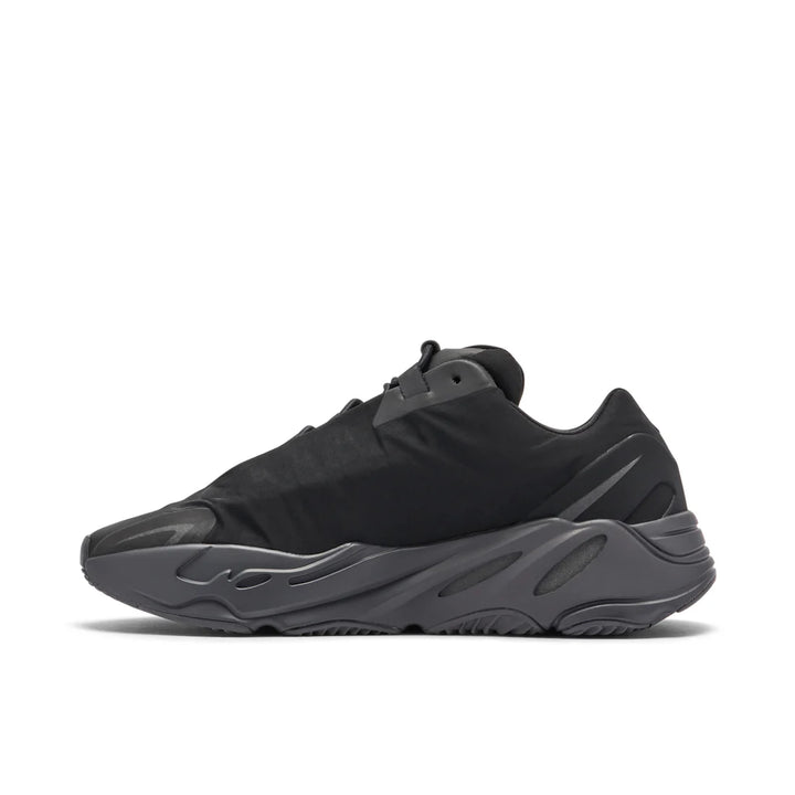 YEEZY 700 MNVN TRIPLE BLACK