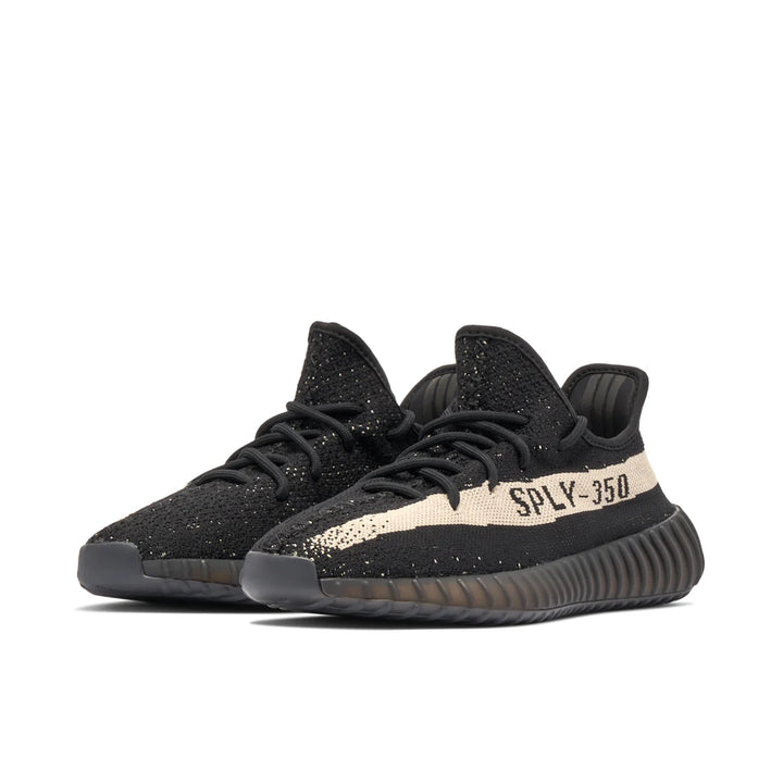 YEEZY 350 V2 OREO